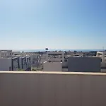 Oasis - Floor With Seaview *