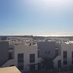 Oasis - Floor With Seaview Апартаменты