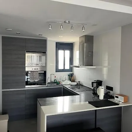 Oasis - Floor With Seaview شقة