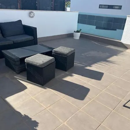 Oasis - Floor With Seaview * تورّيفيِخا