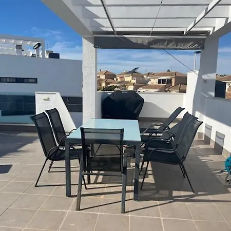 Oasis - Floor With Seaview