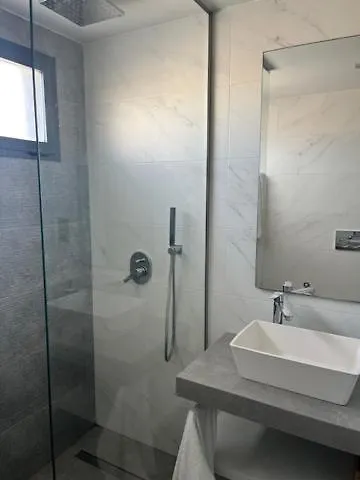 Oasis - Floor With Seaview تورّيفيِخا